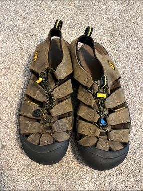 Keen Brown Leather Sport Sandals with Yellow Accents - Excellent condition!!!!